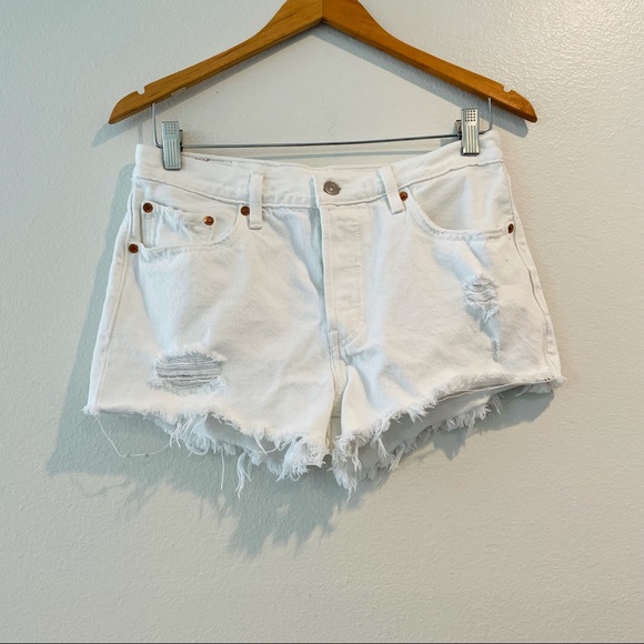 Levi’s 501 Vintage Distressed Denim Shorts - Picture 4 of 7